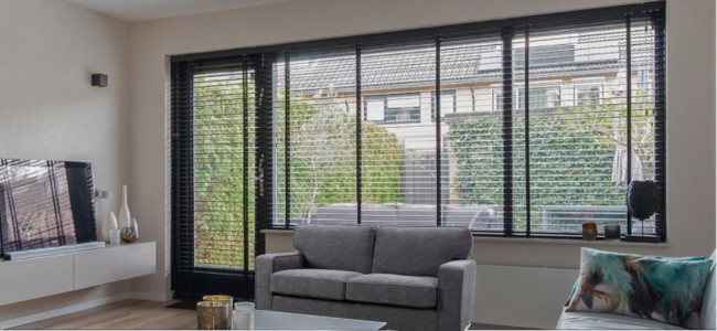 Woontrends 2026: de rol van raamdecoratie in modern wonen